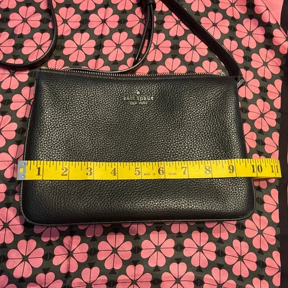 Kate Spade Black Leila Triple Gusset Crossbody 😍 - Picture 8 of 16